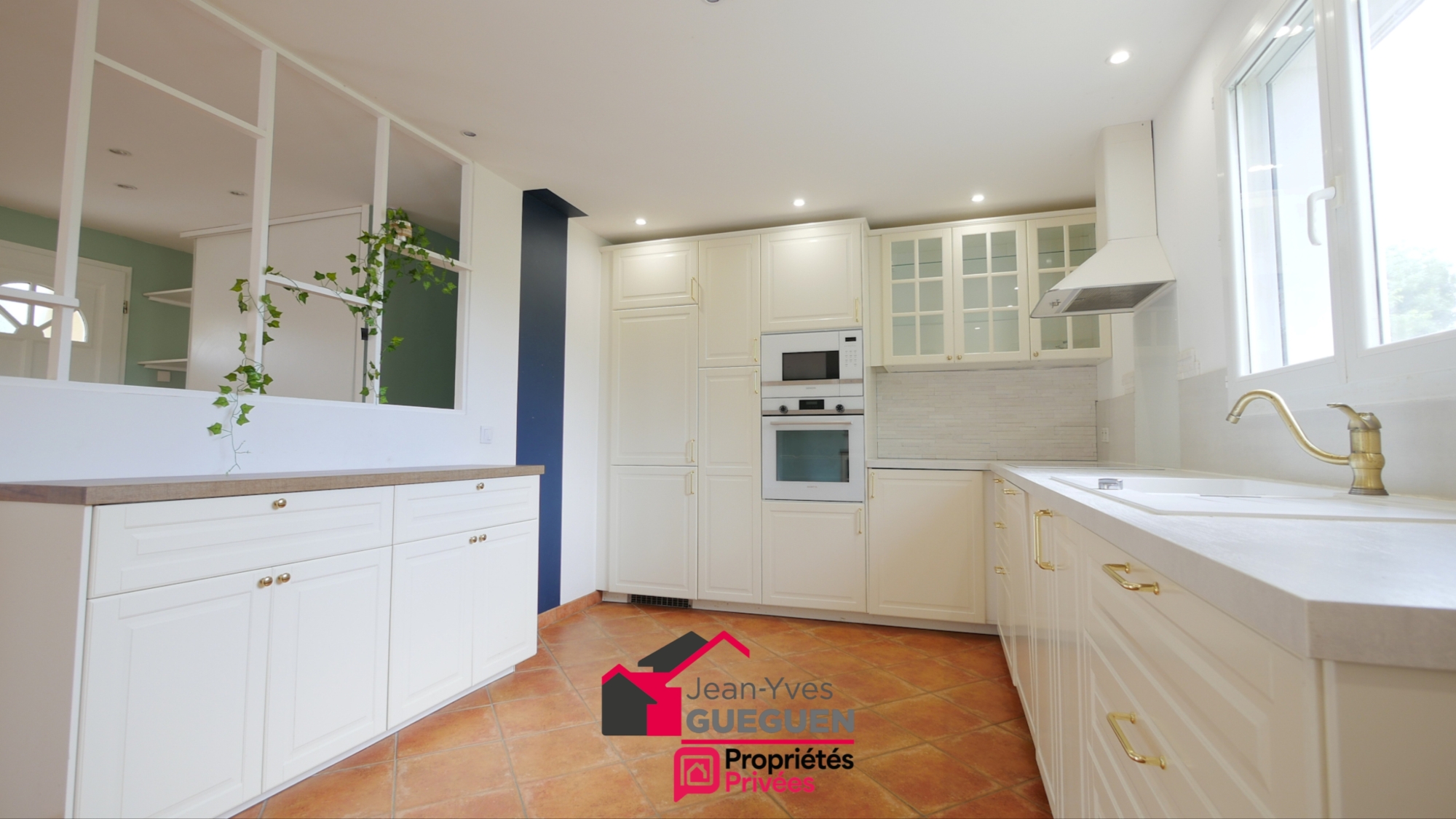 Maison 3 chambres plain-pied + dépendance de 30 m² électricité tout-à-l'égout